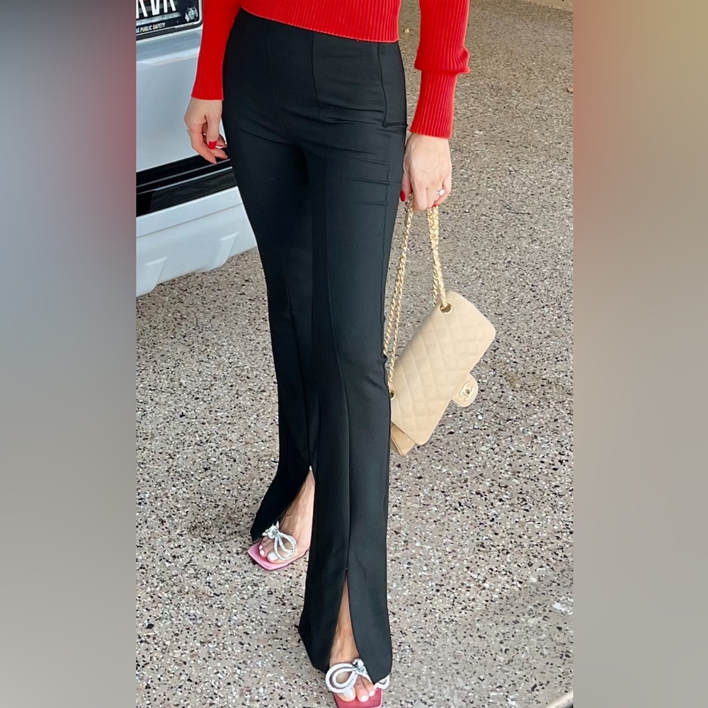 High waisted flare slit leggings